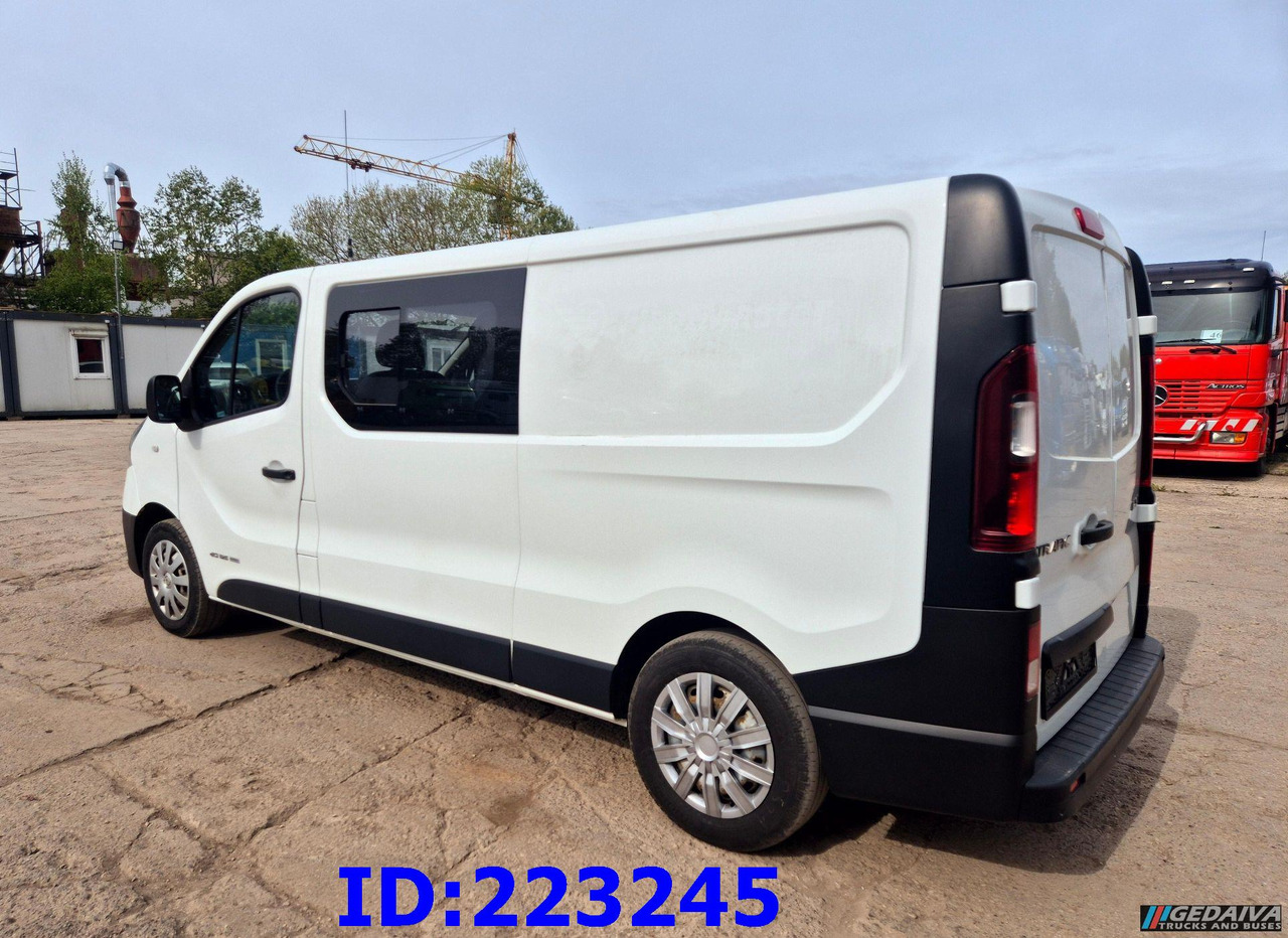 Utilitaire double cabine RENAULT Trafic Euro6: photos 10