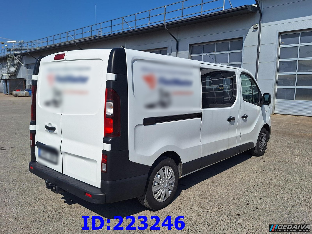 RENAULT Trafic Euro6 - Utilitaire double cabine: photos 5 RENAULT Trafic Euro6 - Utilitaire double cabine: photos 5