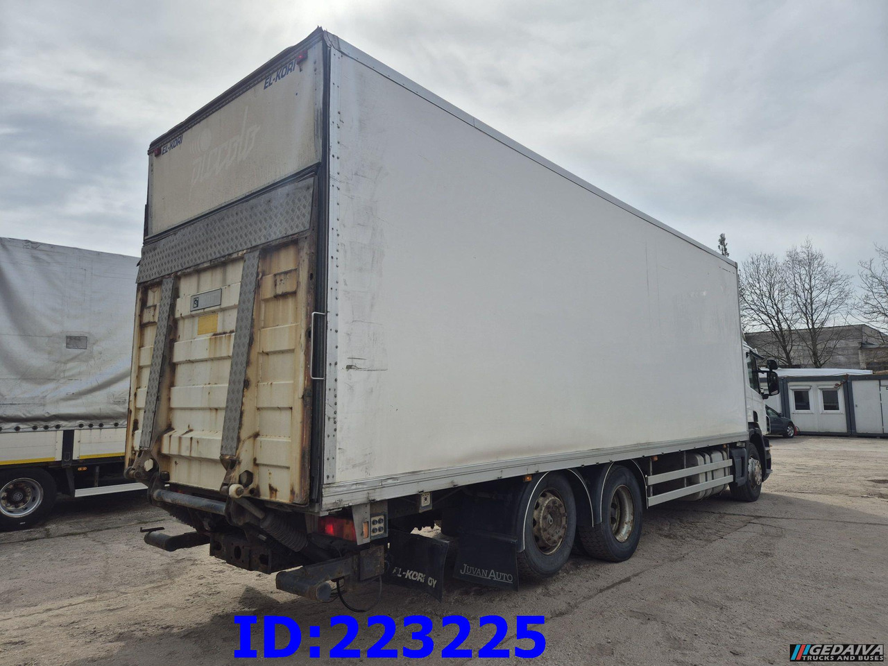 SCANIA P380 6x2 Open side box - Camion fourgon: photos 5 SCANIA P380 6x2 Open side box - Camion fourgon: photos 5