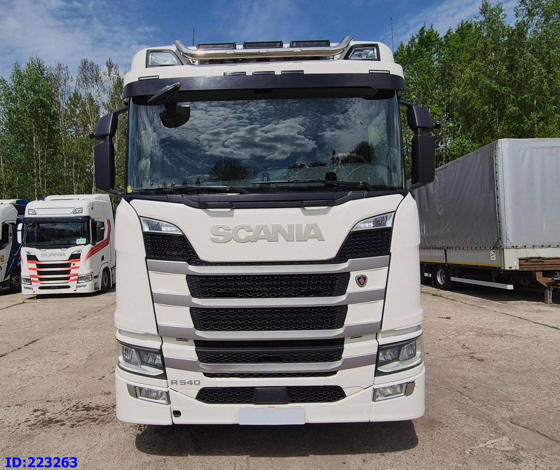 SCANIA R540 6x2 Retarder - Châssis cabine: photos 2 SCANIA R540 6x2 Retarder - Châssis cabine: photos 2