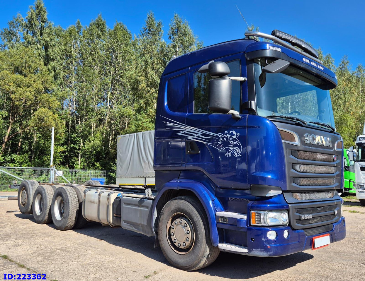 SCANIA R580 8x4 Euro6 Retarder - Châssis cabine: photos 2 SCANIA R580 8x4 Euro6 Retarder - Châssis cabine: photos 2
