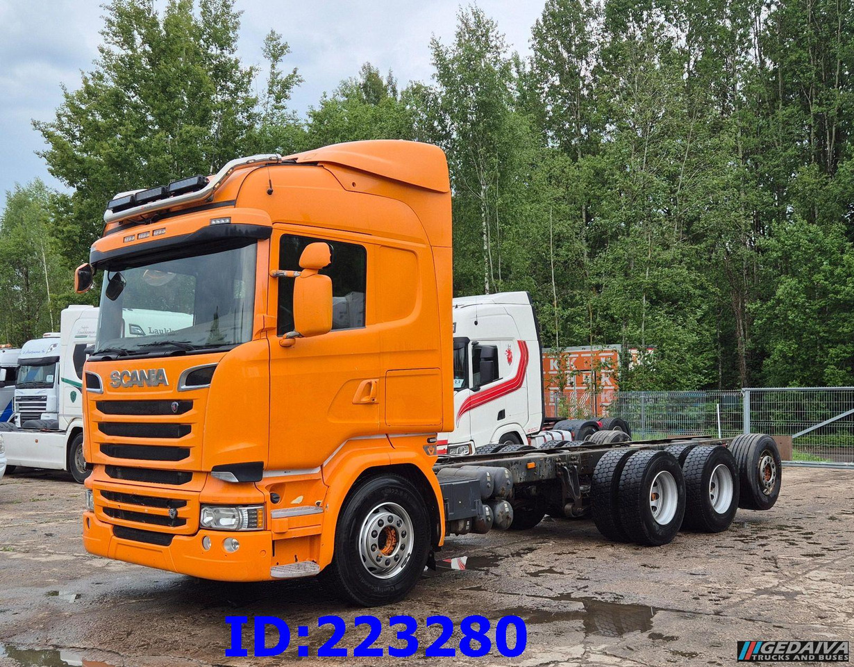SCANIA R580 V8 8X4 Retarder (Steering axle) - Châssis cabine: photos 1 SCANIA R580 V8 8X4 Retarder (Steering axle) - Châssis cabine: photos 1