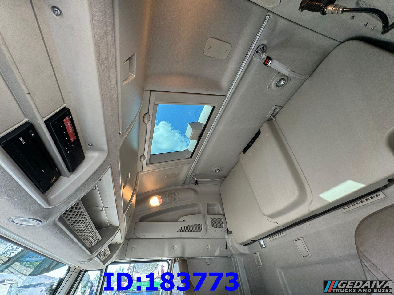 Tracteur routier IVECO Stralis 560 6X2  Euro6: photos 13