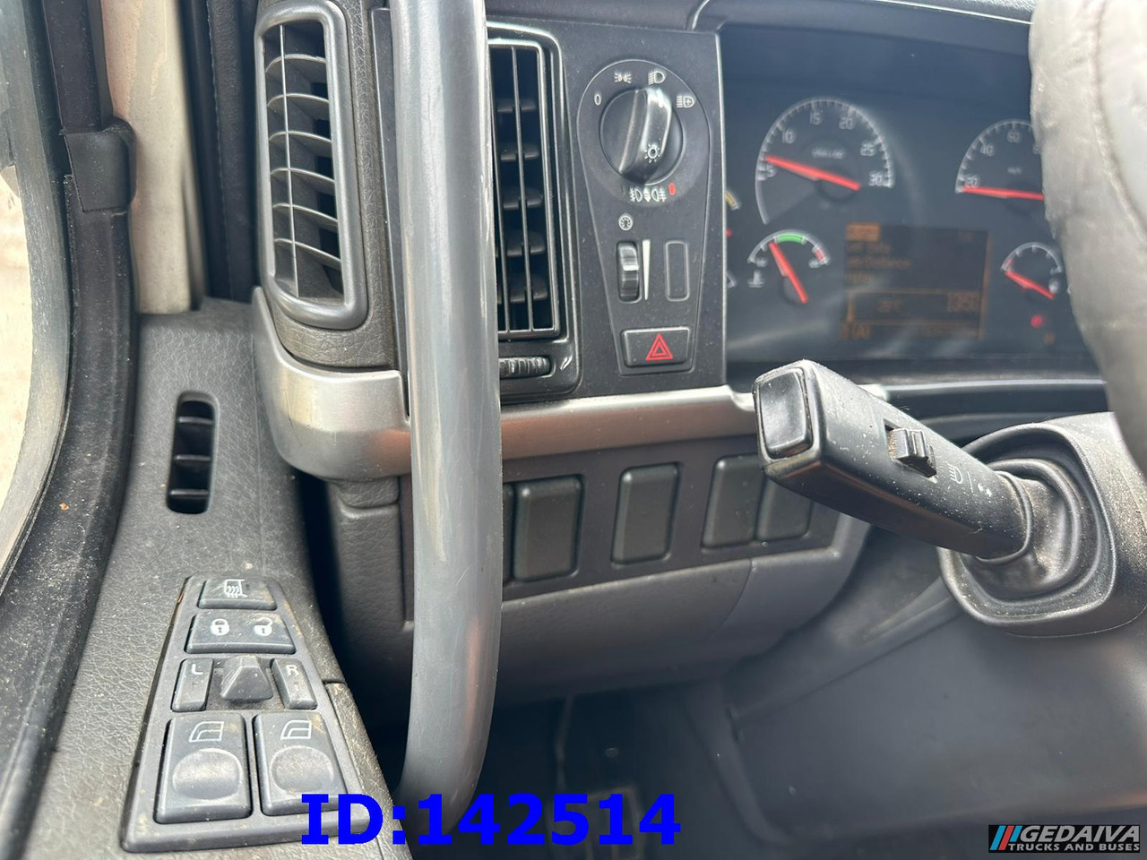 Tracteur routier VOLVO FH12 420HP 6x2 Manual: photos 7