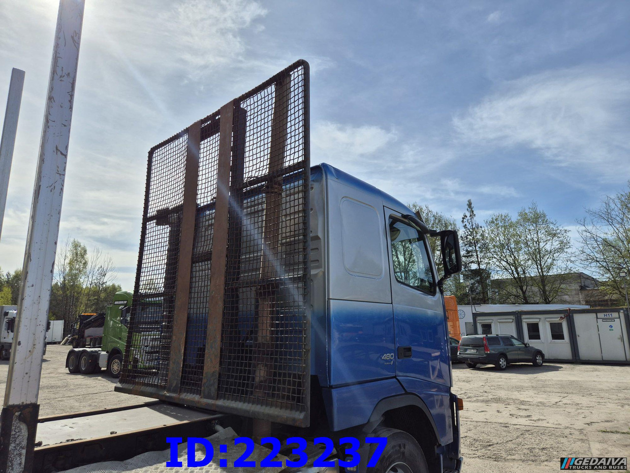VOLVO FH13 480HP 6x4 - Camion grumier: photos 5 VOLVO FH13 480HP 6x4 - Camion grumier: photos 5