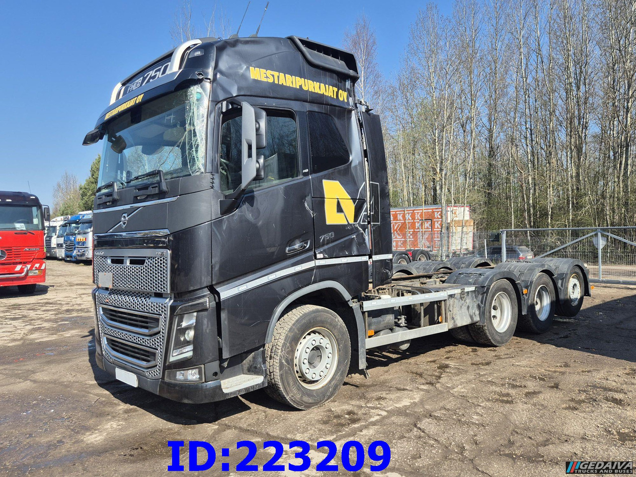 VOLVO FH16 750HP 8x4 Steering axle - Châssis cabine: photos 4 VOLVO FH16 750HP 8x4 Steering axle - Châssis cabine: photos 4