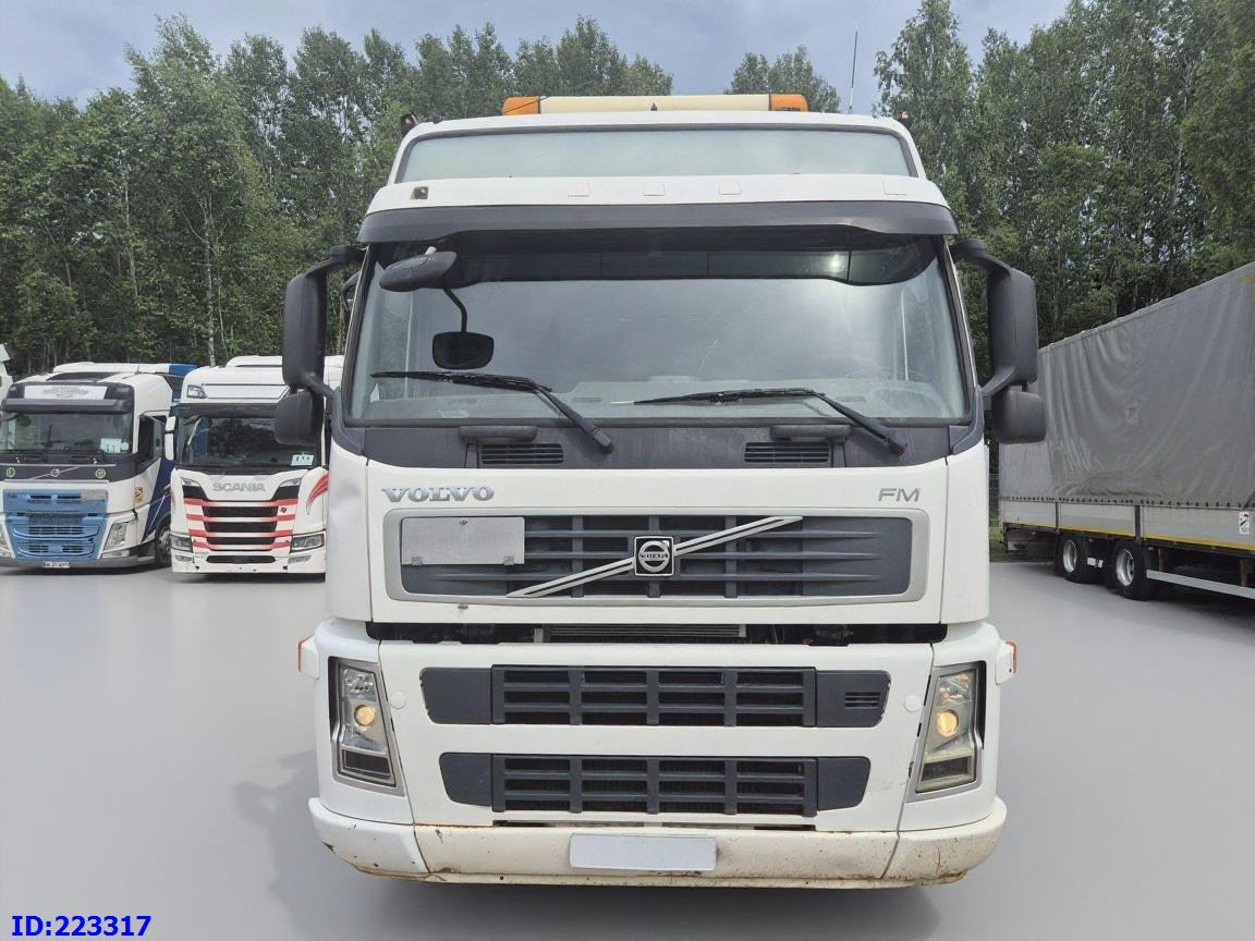 VOLVO FM13 480HP 8x4 (Big axle) - Camion benne: photos 2 VOLVO FM13 480HP 8x4 (Big axle) - Camion benne: photos 2