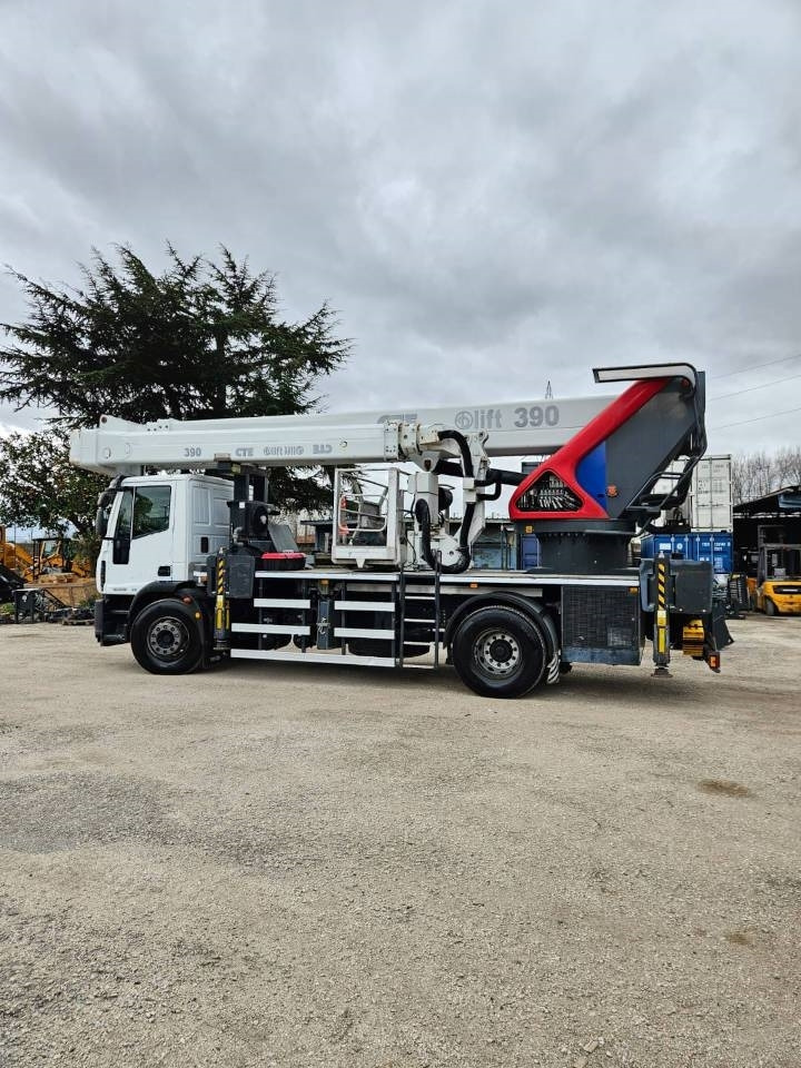 CTE CTE B LIFT 390 HR - Camion avec nacelle: photos 1 CTE CTE B LIFT 390 HR - Camion avec nacelle: photos 1