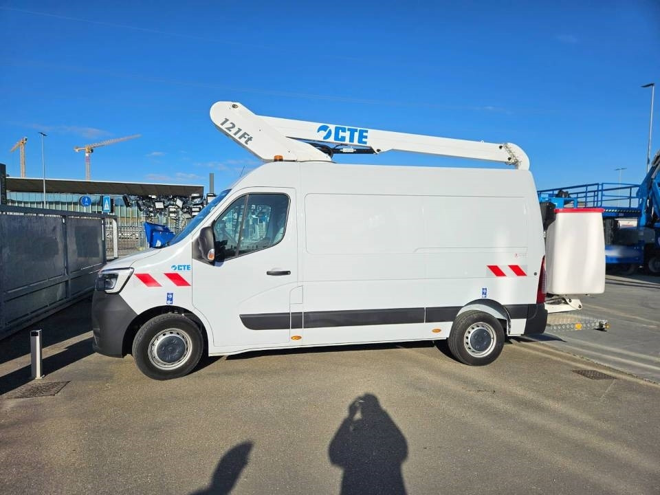 CTE VAN FT 121 - Camion avec nacelle: photos 1 CTE VAN FT 121 - Camion avec nacelle: photos 1