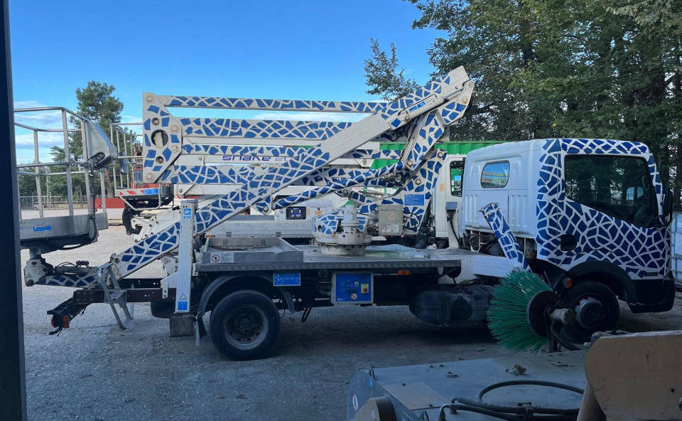 CTE Z 19 - Camion avec nacelle: photos 1 CTE Z 19 - Camion avec nacelle: photos 1