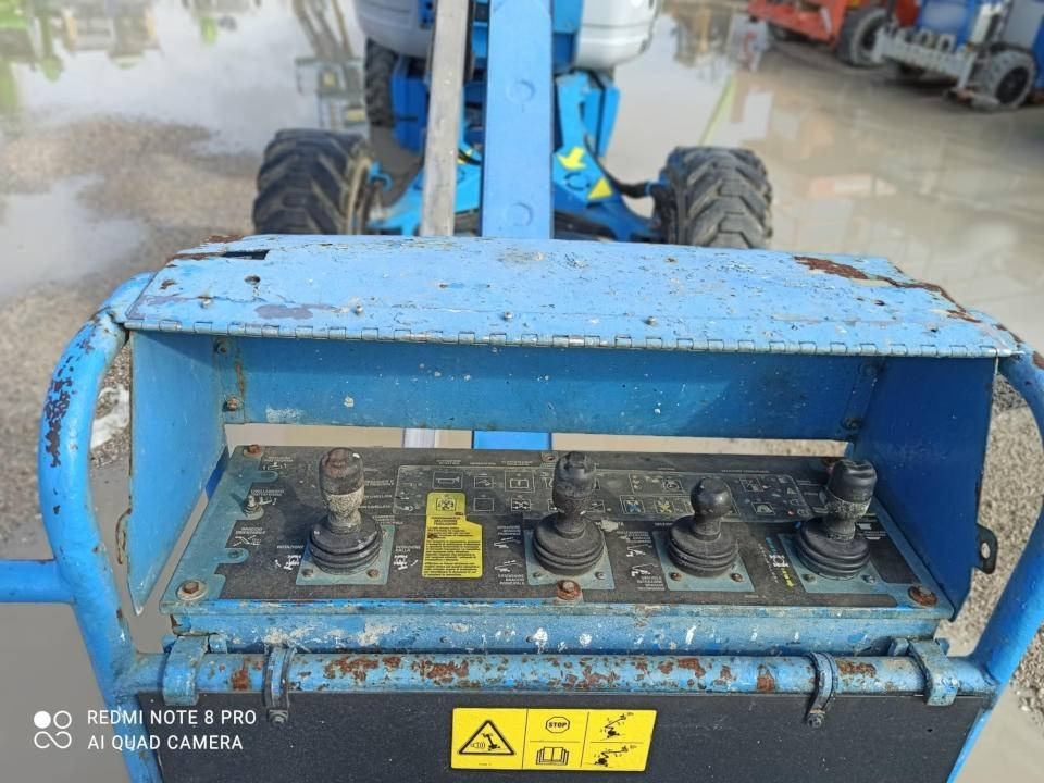 Genie Z 135/70 - Nacelle articulée: photos 3 Genie Z 135/70 - Nacelle articulée: photos 3