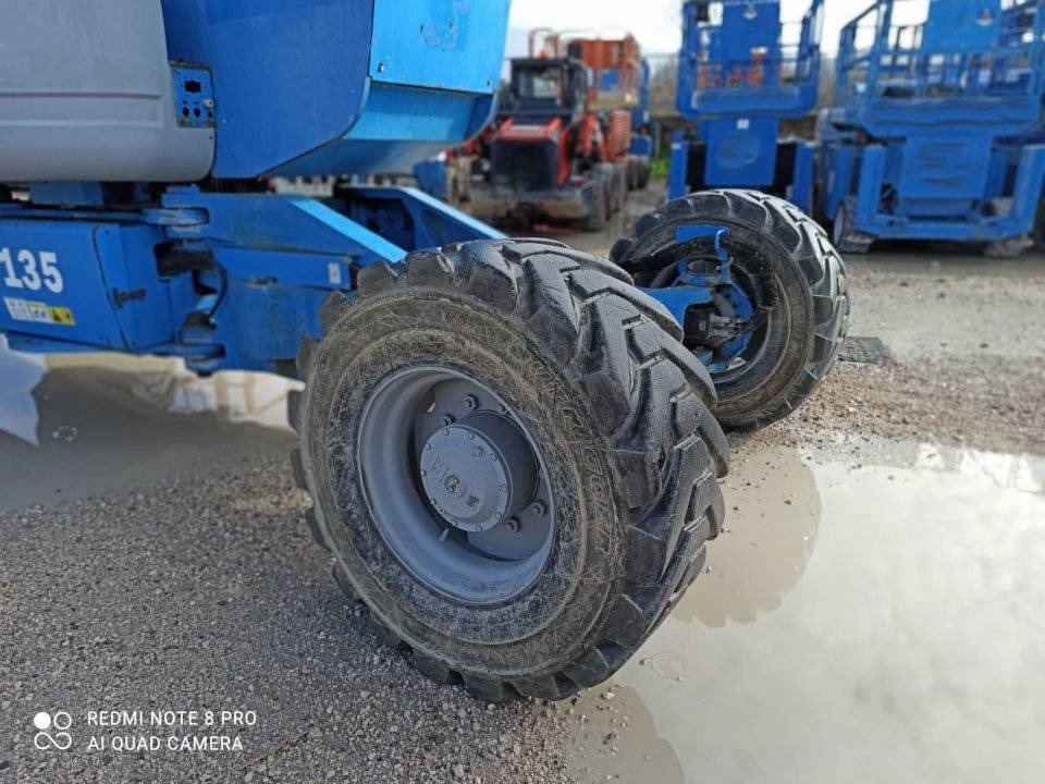 Genie Z 135/70  - Nacelle articulée: photos 5 Genie Z 135/70  - Nacelle articulée: photos 5