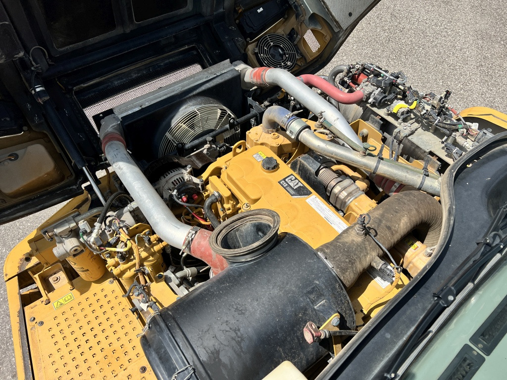 Tombereau articulé Caterpillar 730 C (111598): photos 13