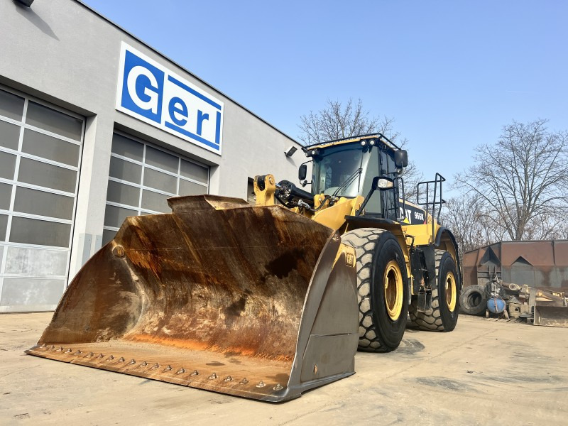 Caterpillar 966 K (111137) - Chargeuse sur pneus: photos 2 Caterpillar 966 K (111137) - Chargeuse sur pneus: photos 2