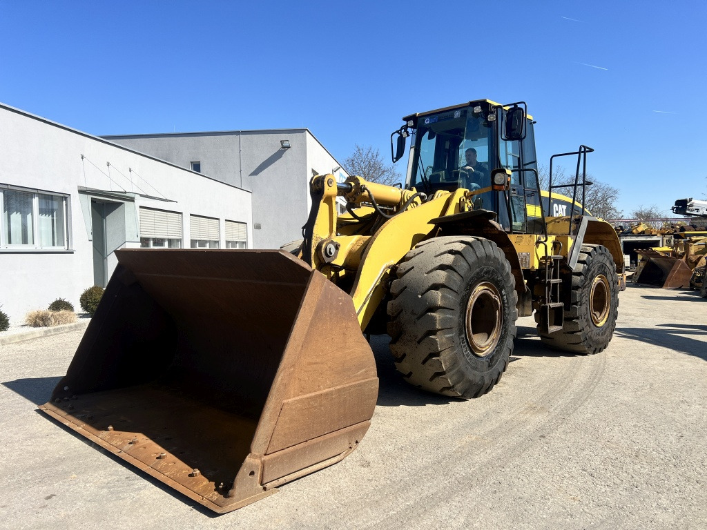 Caterpillar 966G (111479) - Chargeuse sur pneus: photos 2 Caterpillar 966G (111479) - Chargeuse sur pneus: photos 2