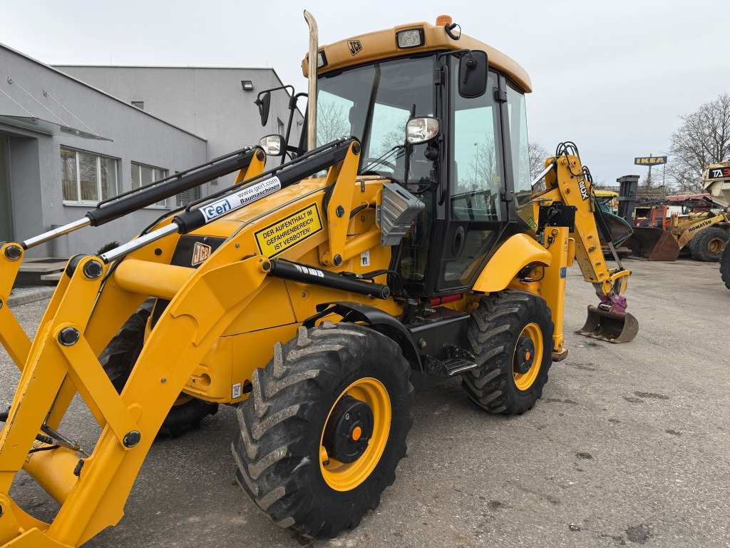 JCB 2 CX-S (111767) - Tractopelle: photos 3 JCB 2 CX-S (111767) - Tractopelle: photos 3