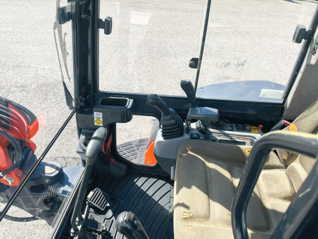 Kubota KX101-3a (4052) - Mini pelle: photos 5 Kubota KX101-3a (4052) - Mini pelle: photos 5