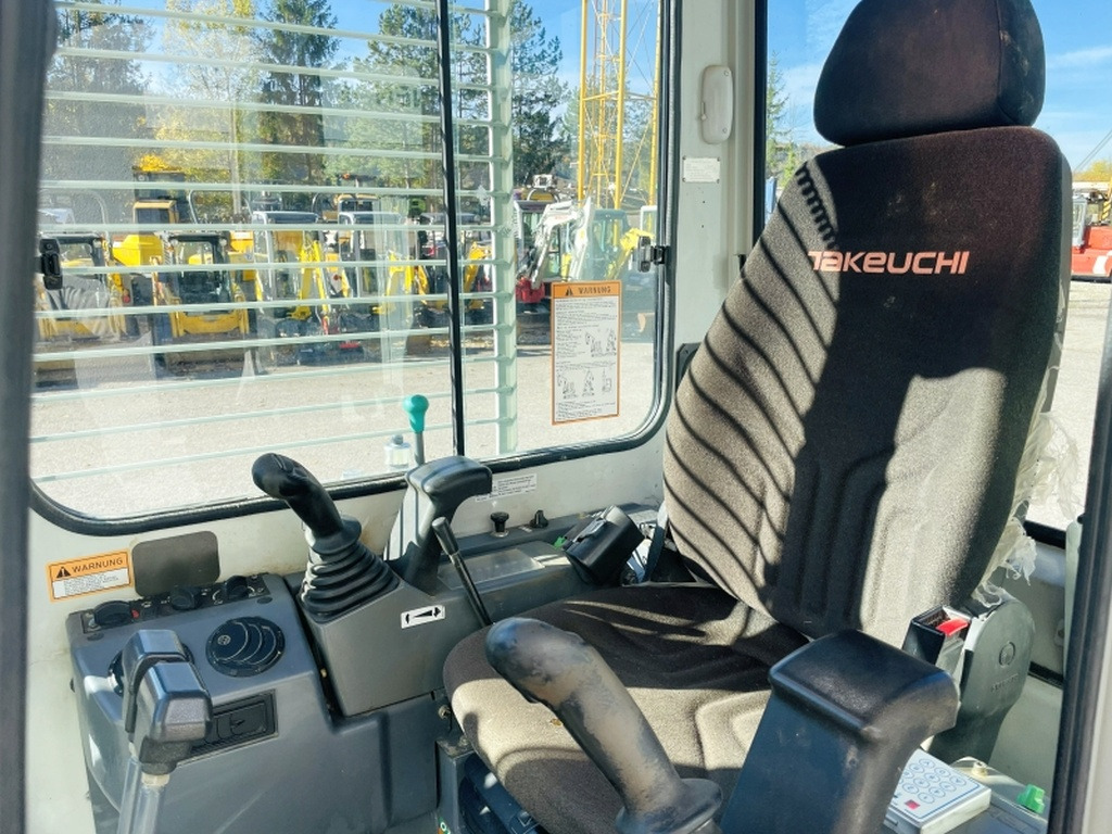 Takeuchi TB153FR (4091) - Mini pelle: photos 5 Takeuchi TB153FR (4091) - Mini pelle: photos 5