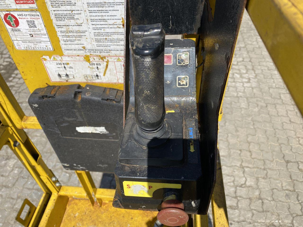 GMG 1930-ED 2.0 - Nacelle ciseaux: photos 3 GMG 1930-ED 2.0 - Nacelle ciseaux: photos 3