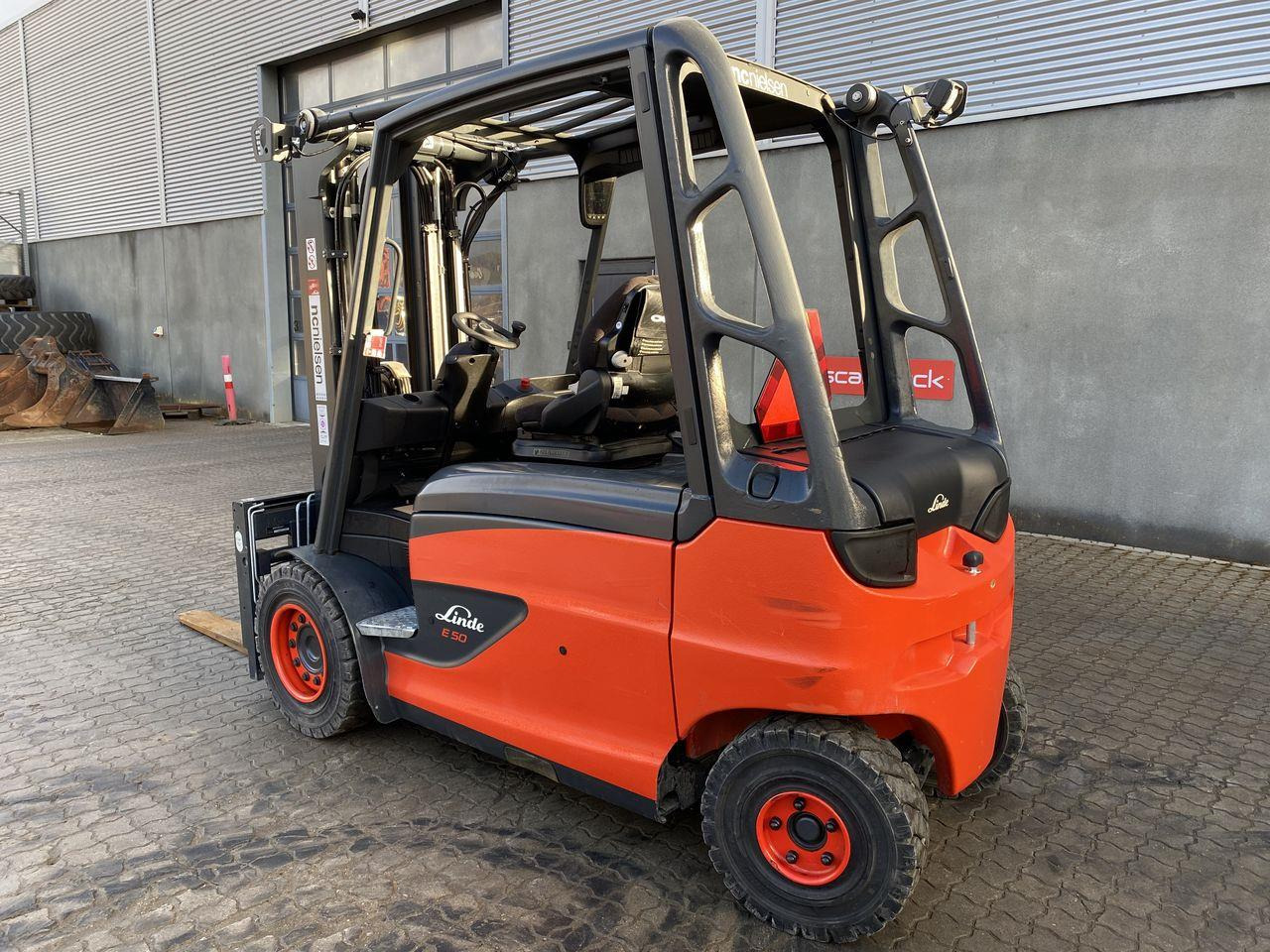 Linde E50 - Chariot élévateur électrique: photos 2 Linde E50 - Chariot élévateur électrique: photos 2