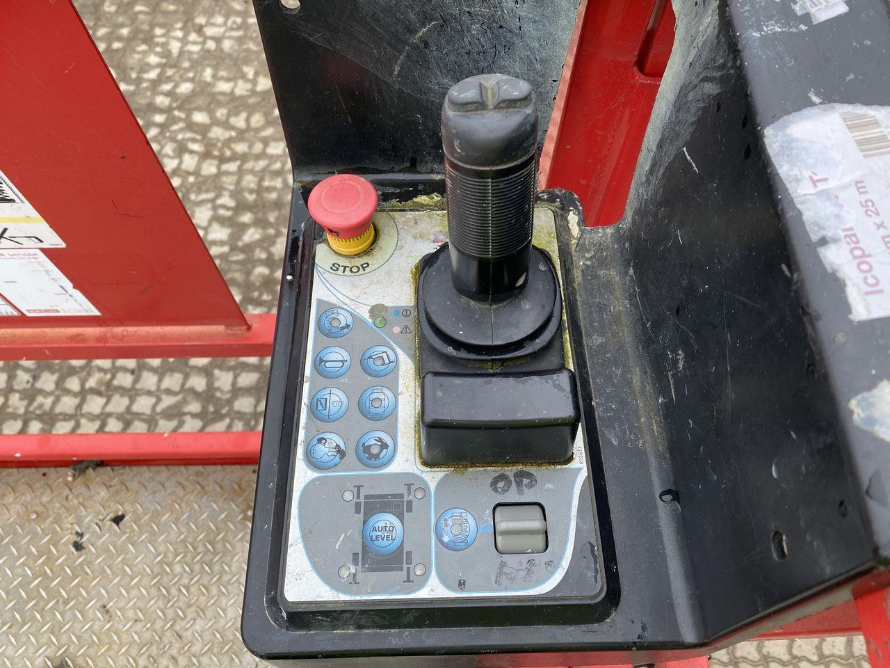 Manitou 140SC - Nacelle ciseaux: photos 3 Manitou 140SC - Nacelle ciseaux: photos 3