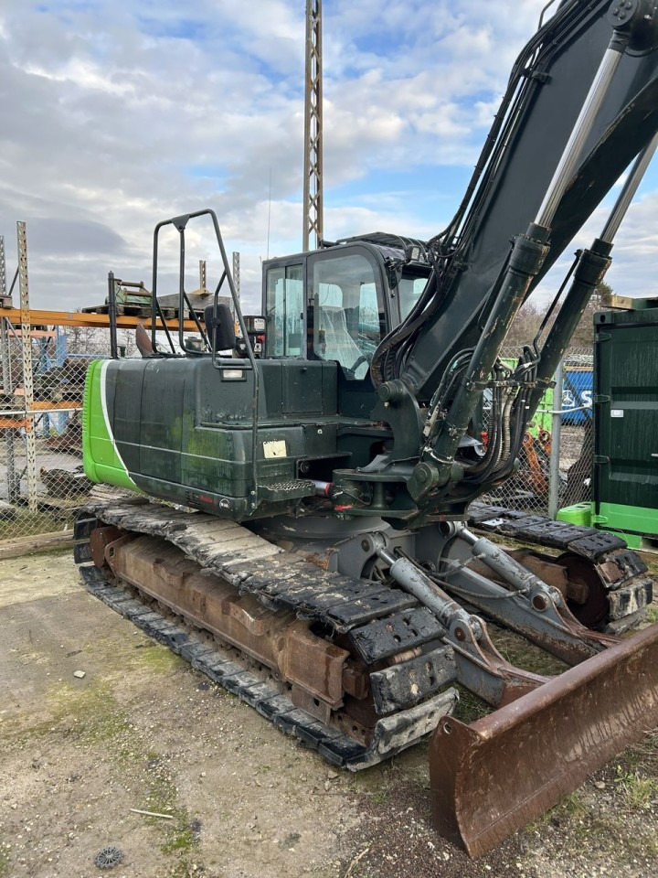 Takeuchi TB1140 - Pelle sur chenille: photos 5 Takeuchi TB1140 - Pelle sur chenille: photos 5