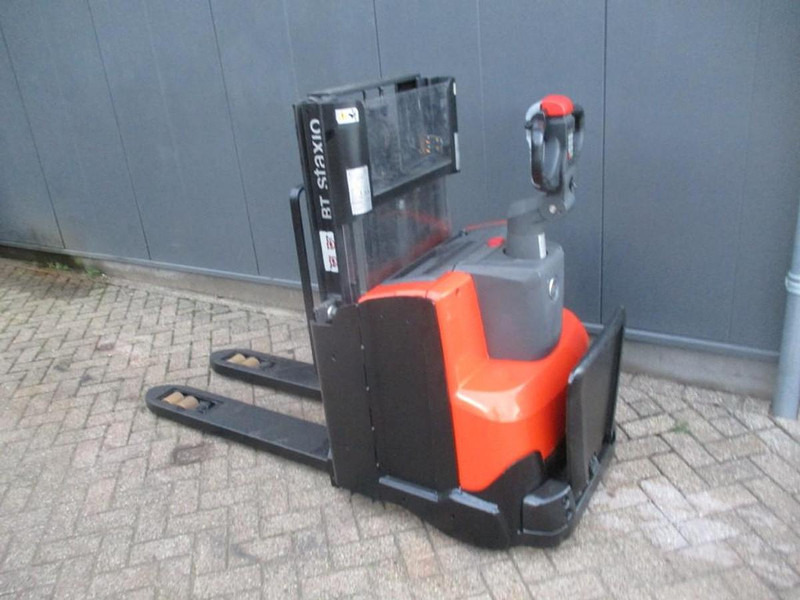 BT SWE 200D - Gerbeur: photos 3 BT SWE 200D - Gerbeur: photos 3