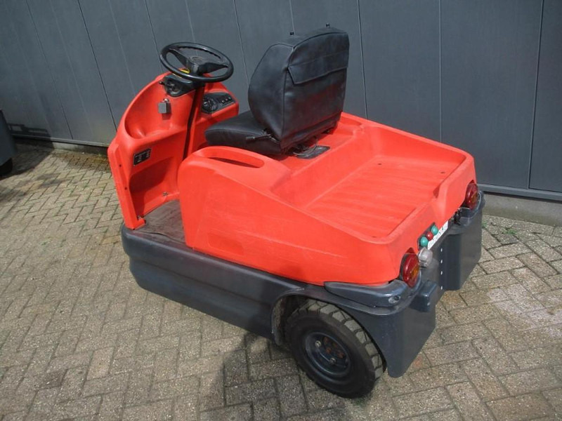 Linde P 60 - Chariot tracteur: photos 3 Linde P 60 - Chariot tracteur: photos 3