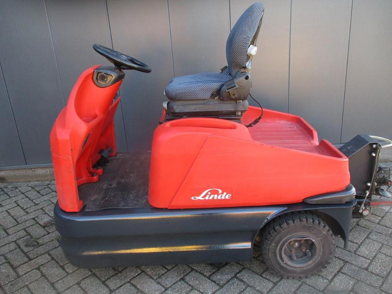Linde P 60 - Chariot tracteur: photos 1 Linde P 60 - Chariot tracteur: photos 1