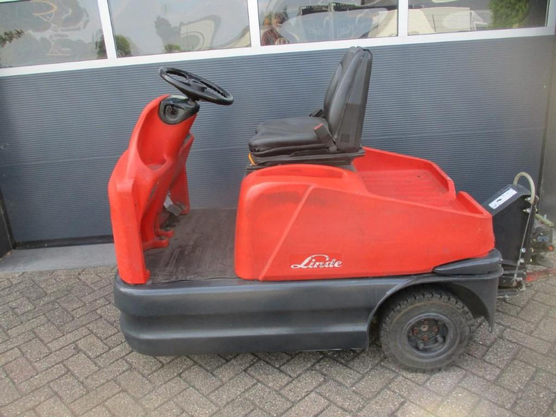 Linde P 60 - Chariot tracteur: photos 3 Linde P 60 - Chariot tracteur: photos 3