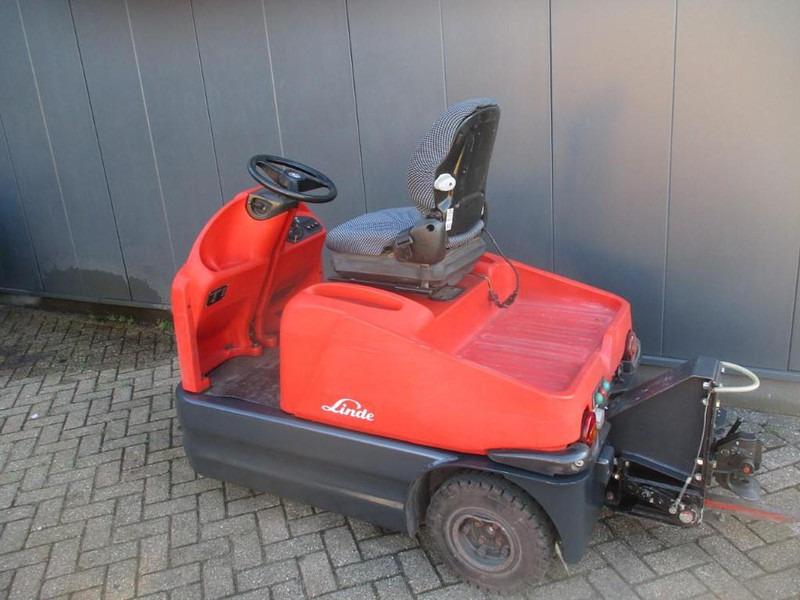 Linde P 60 - Chariot tracteur: photos 2 Linde P 60 - Chariot tracteur: photos 2