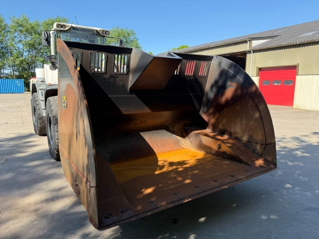 Eurosteel Hoogkiepbak - Godet pour Engins de chantier: photos 1 Eurosteel Hoogkiepbak - Godet pour Engins de chantier: photos 1