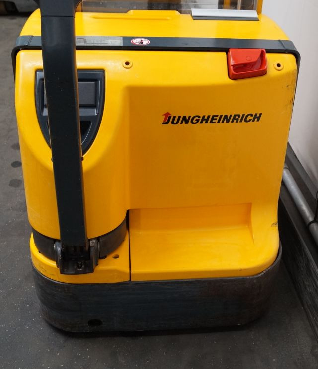 Jungheinrich EJC14 - Gerbeur: photos 3 Jungheinrich EJC14 - Gerbeur: photos 3