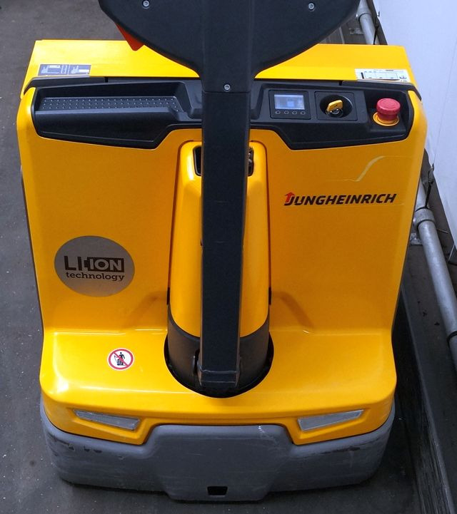Jungheinrich EJD118i - Gerbeur: photos 3 Jungheinrich EJD118i - Gerbeur: photos 3