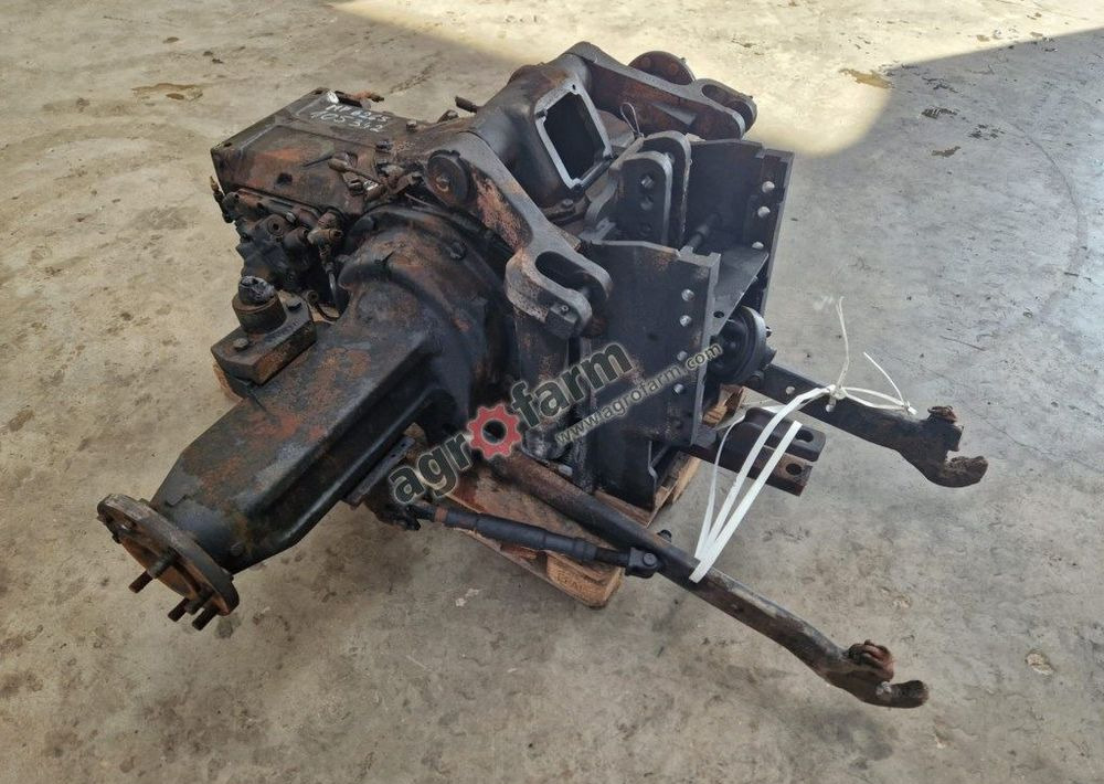 Tylny most Massey Ferguson 6265 851B2 - Transmission: photos 1 Tylny most Massey Ferguson 6265 851B2 - Transmission: photos 1