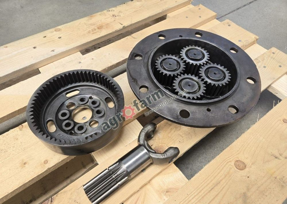 Układ planetarny, zwolnica, Case MX120, 135, 20.22 - Transmission: photos 2 Układ planetarny, zwolnica, Case MX120, 135, 20.22 - Transmission: photos 2