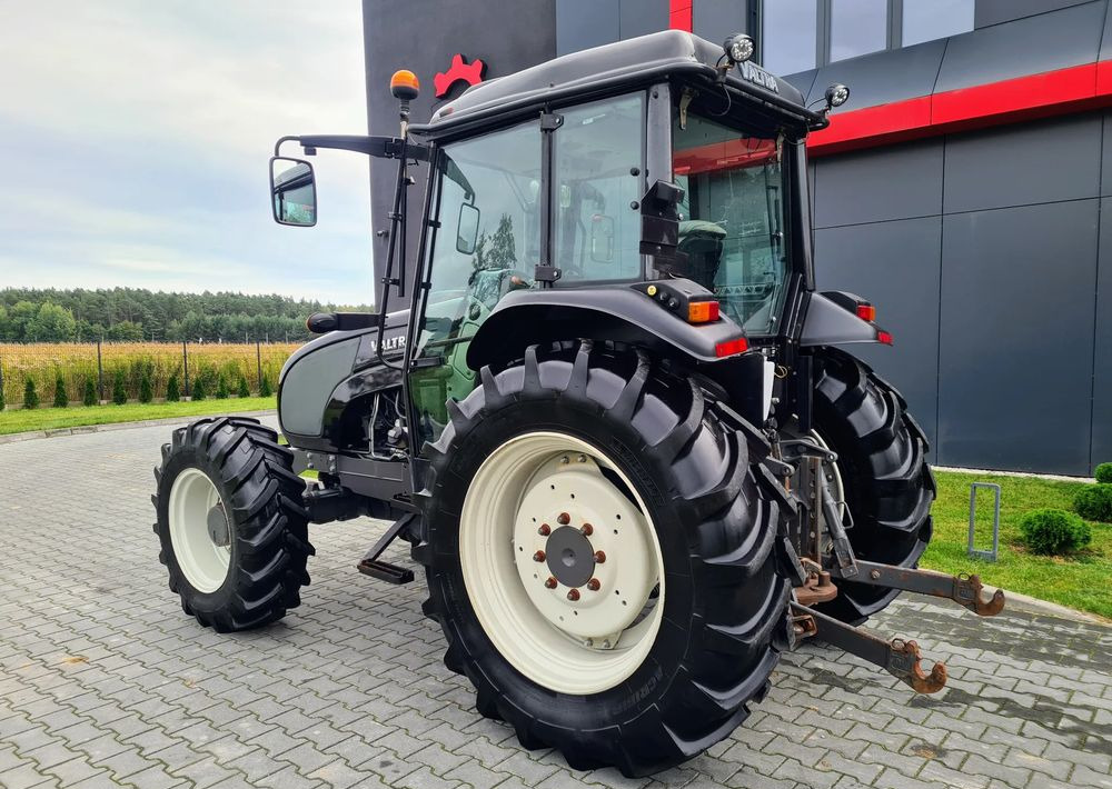 Valtra A93 - Tracteur agricole: photos 2 Valtra A93 - Tracteur agricole: photos 2