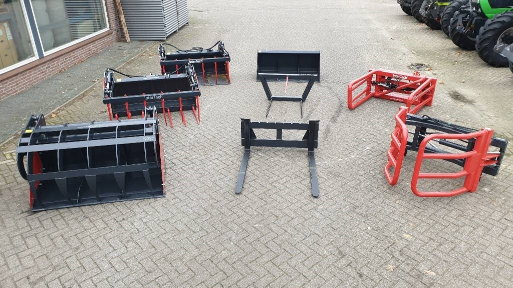 Inter-Tech Grondbak, Mestgreep, Pelikaanbak, Ronde, Vierkante - Accessoire pour Machine agricole: photos 2 Inter-Tech Grondbak, Mestgreep, Pelikaanbak, Ronde, Vierkante - Accessoire pour Machine agricole: photos 2