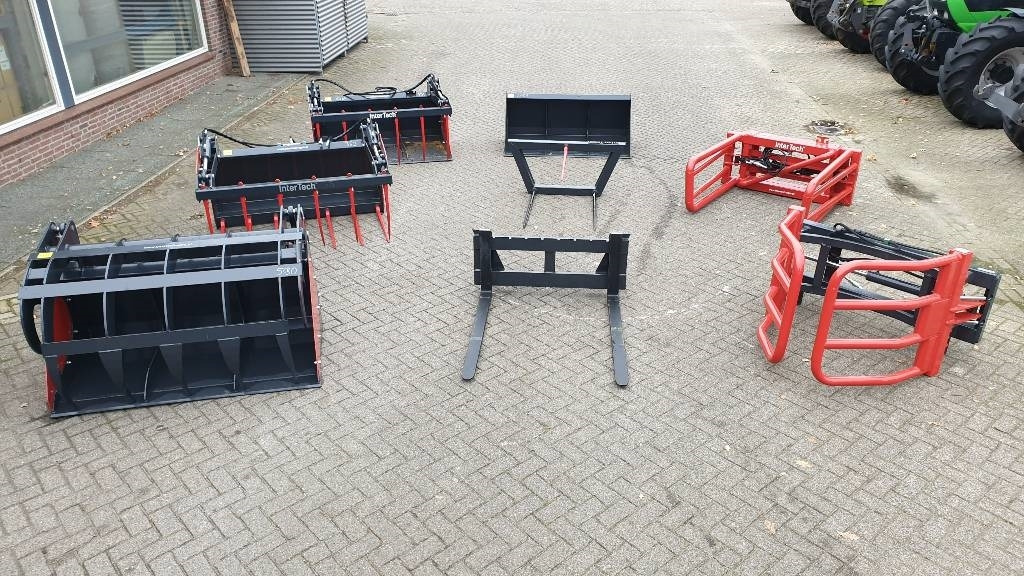 Inter-Tech Grondbak, Mestgreep, Pelikaanbak, Ronde, Vierkante - Accessoire pour Machine agricole: photos 1 Inter-Tech Grondbak, Mestgreep, Pelikaanbak, Ronde, Vierkante - Accessoire pour Machine agricole: photos 1