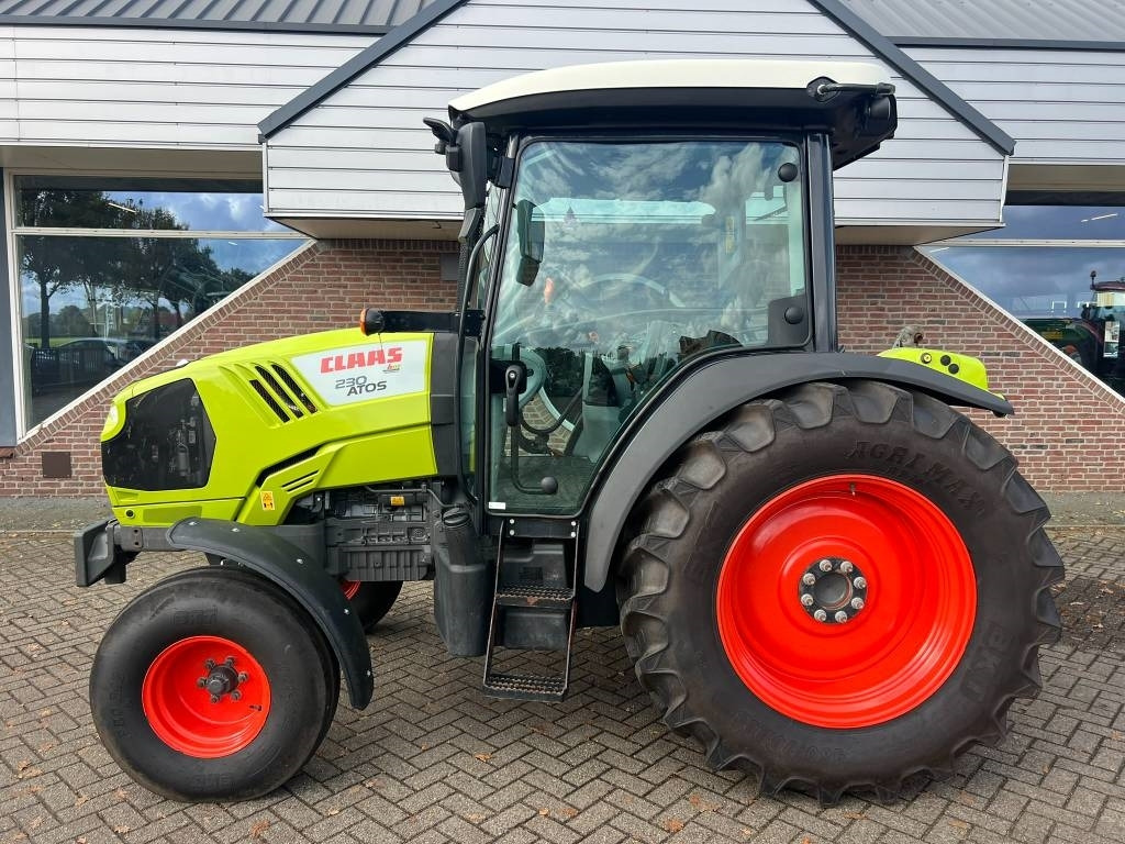 Claas Atos 230 - Tracteur agricole: photos 2 Claas Atos 230 - Tracteur agricole: photos 2
