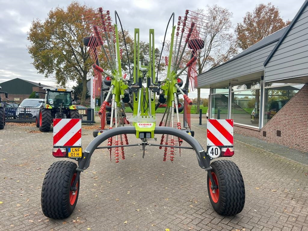 Claas Liner 2900 - Faneuse: photos 4 Claas Liner 2900 - Faneuse: photos 4