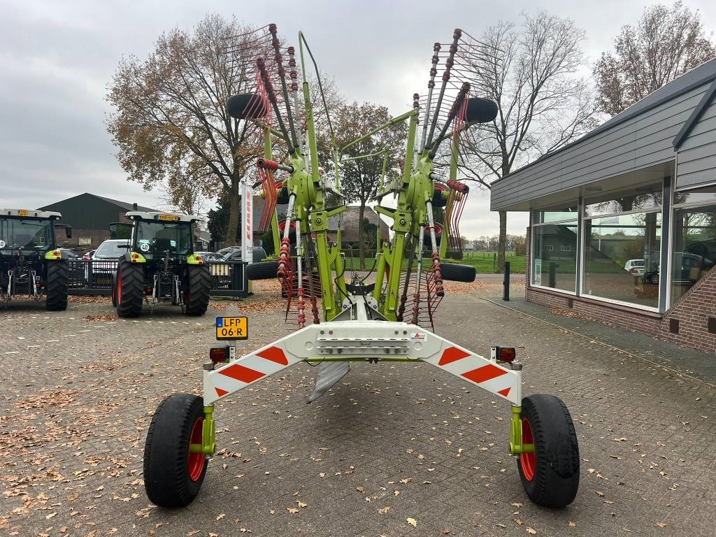 Claas Liner 780 Profil - Faneuse: photos 4 Claas Liner 780 Profil - Faneuse: photos 4