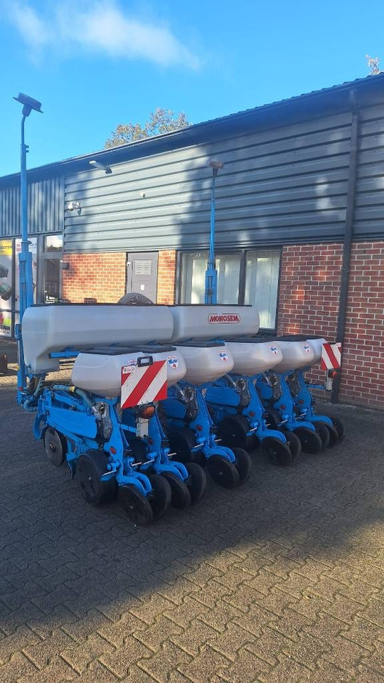 Monosem NG PLUS 6 - Semoir monograine: photos 1 Monosem NG PLUS 6 - Semoir monograine: photos 1