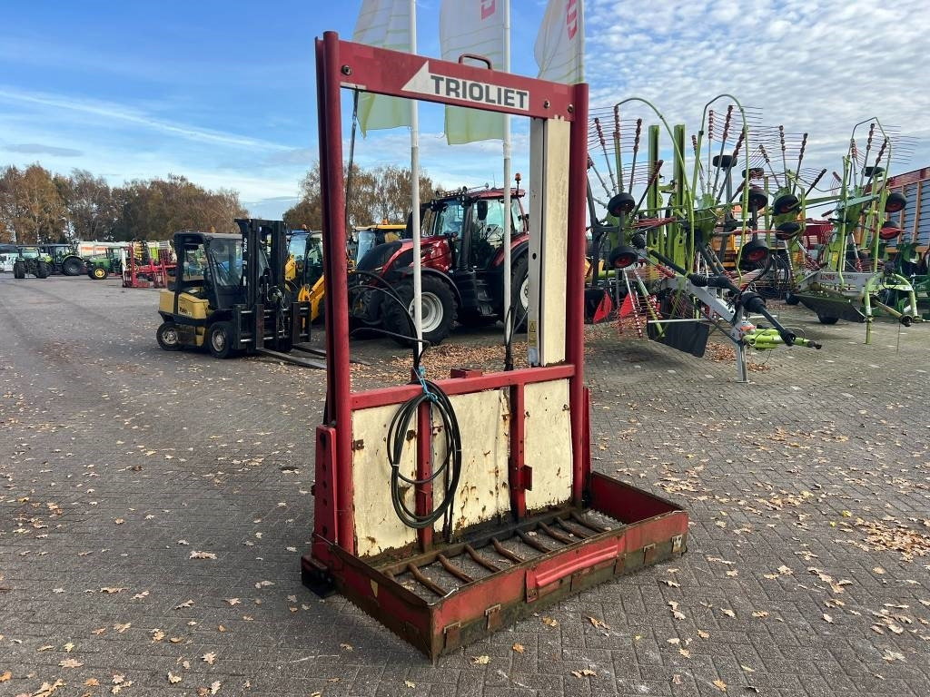 Trioliet TU 195 Kuilvoersnijder - Matériel d'élevage: photos 4 Trioliet TU 195 Kuilvoersnijder - Matériel d'élevage: photos 4