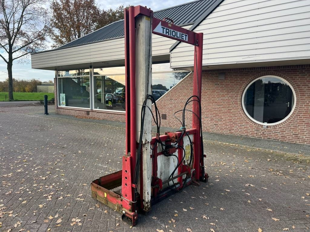 Trioliet TU 195 Kuilvoersnijder - Matériel d'élevage: photos 2 Trioliet TU 195 Kuilvoersnijder - Matériel d'élevage: photos 2