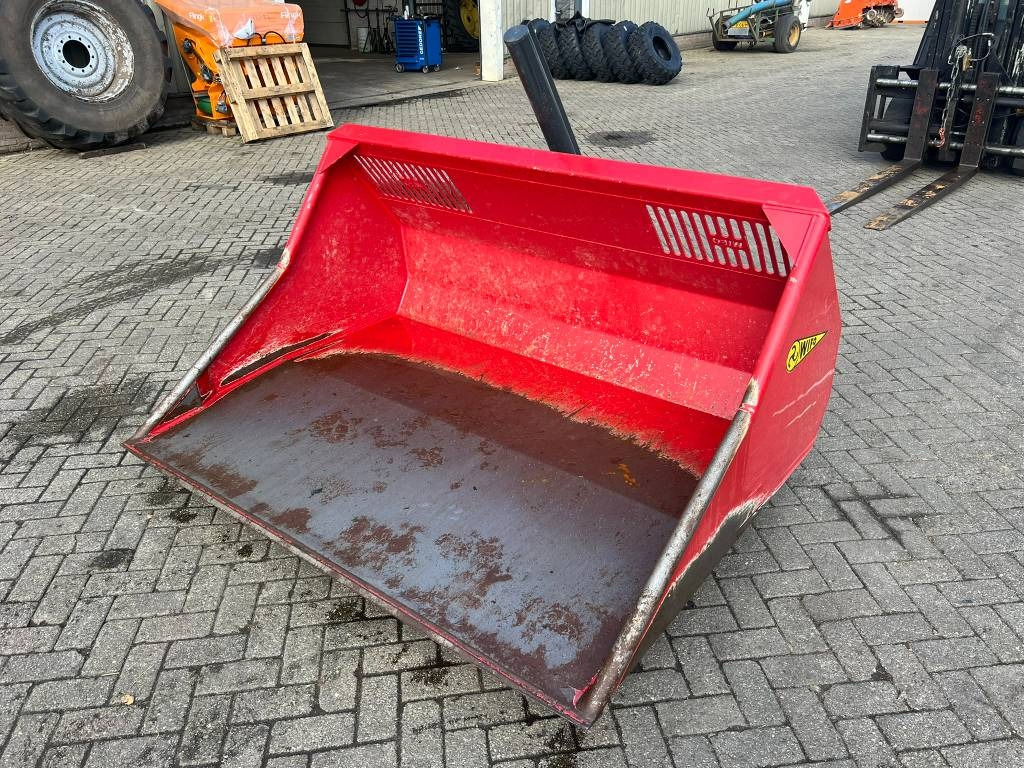 Wifo HOD-200 Schepbak  - Godet pour chargeur pour Machine agricole: photos 1 Wifo HOD-200 Schepbak  - Godet pour chargeur pour Machine agricole: photos 1