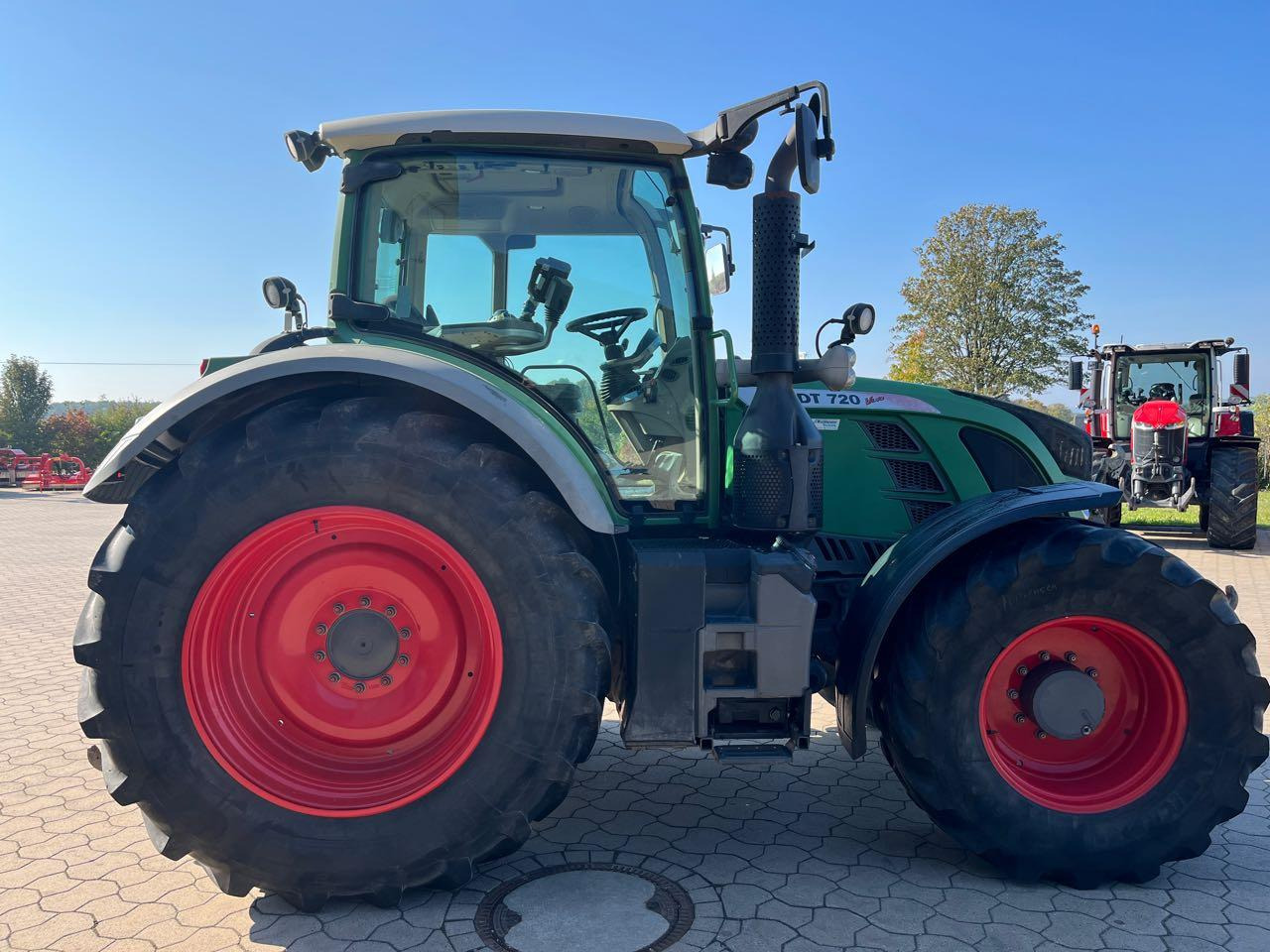 Fendt 720 Vario SCR - Tracteur agricole: photos 2 Fendt 720 Vario SCR - Tracteur agricole: photos 2