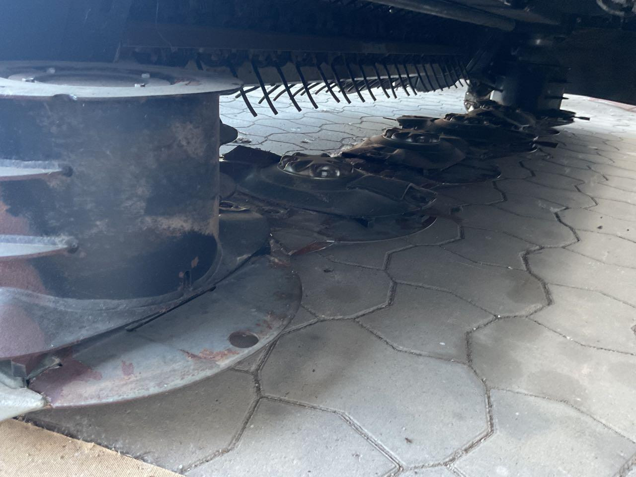 Fendt Slicer 310 FQ KC - Faucheuse: photos 3 Fendt Slicer 310 FQ KC - Faucheuse: photos 3