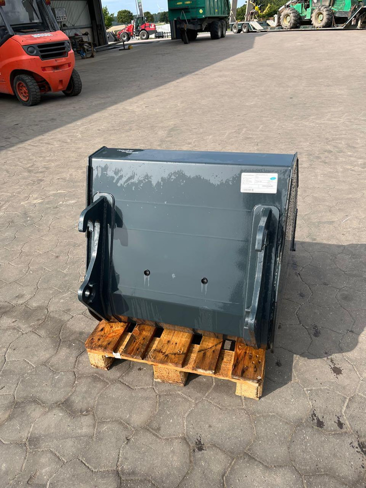 Schäffer Universalschaufel 90 - Godet pour chargeur: photos 1 Schäffer Universalschaufel 90 - Godet pour chargeur: photos 1