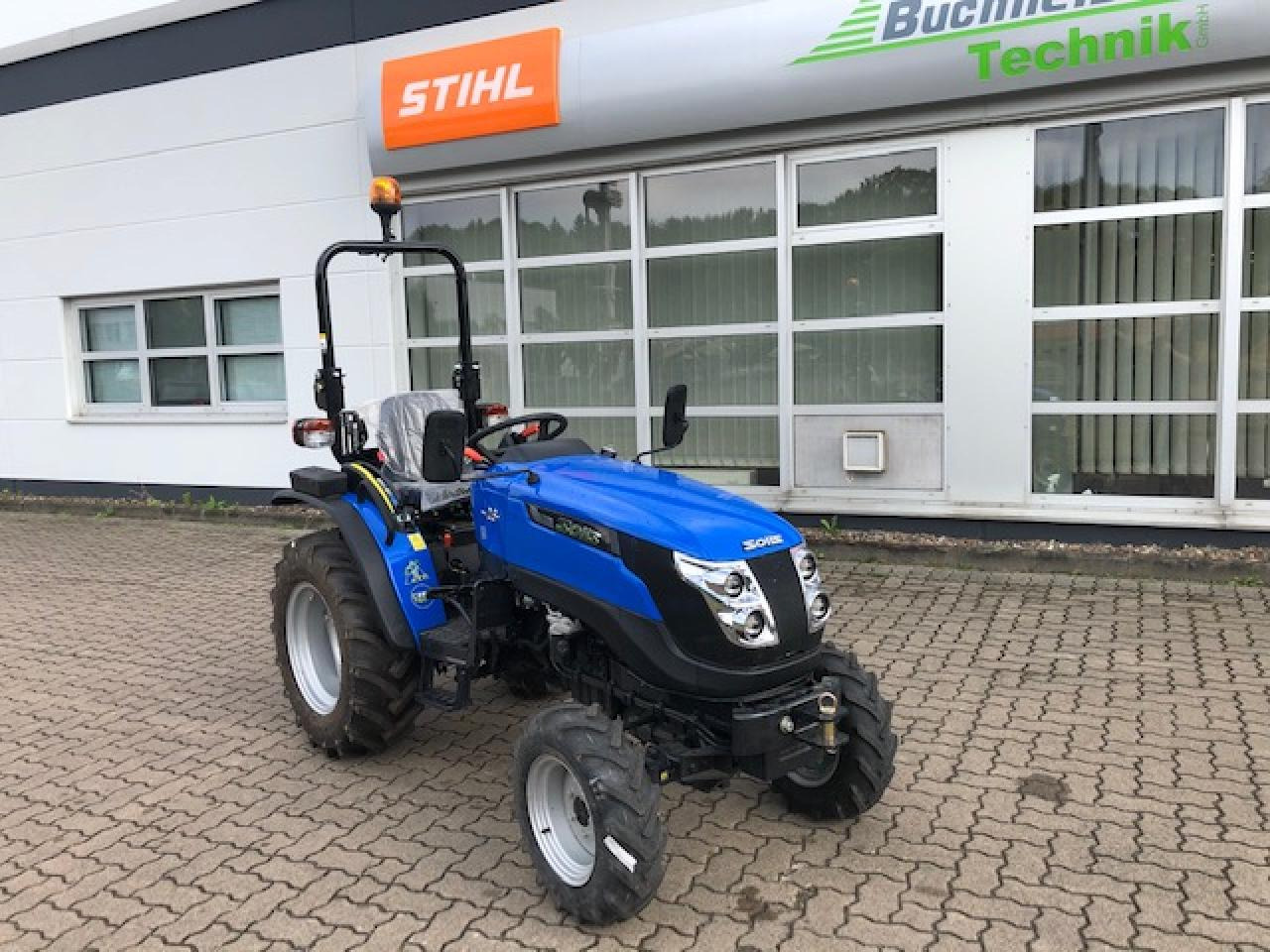 Solis 26 6+2 - Tracteur agricole: photos 2 Solis 26 6+2 - Tracteur agricole: photos 2